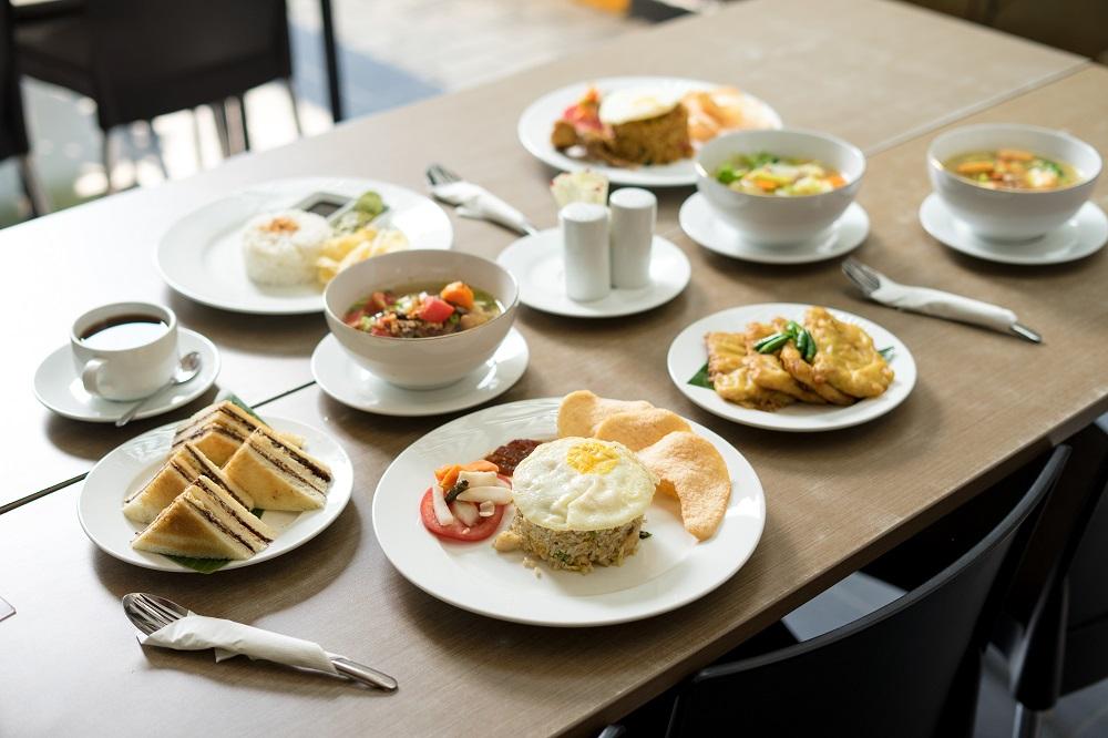 Amaris Hotel Pancoran Джакарта Екстериор снимка