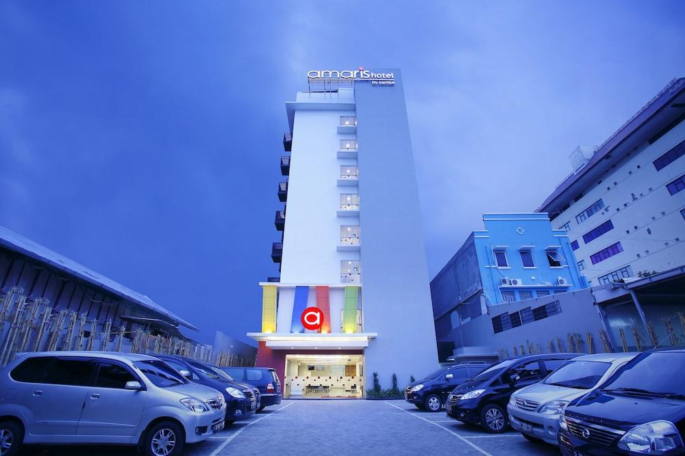 Amaris Hotel Pancoran Джакарта Екстериор снимка