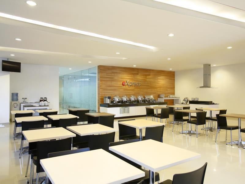 Amaris Hotel Pancoran Джакарта Екстериор снимка